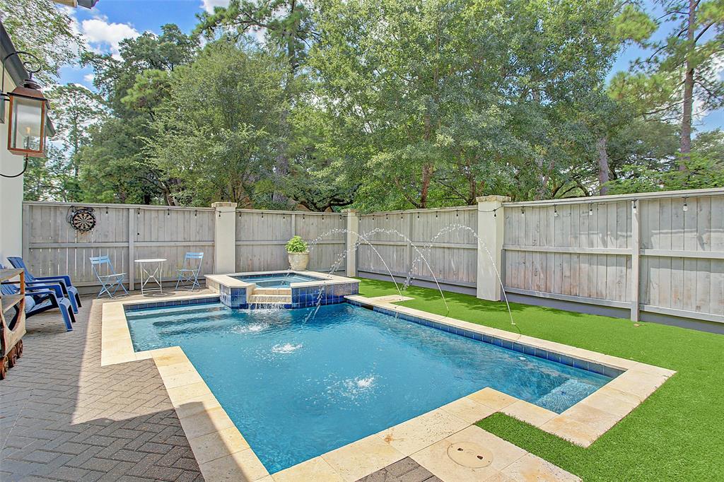 8406 2 Raylin Drive, Spring Valley Village, Texas 77055, 4 Bedrooms Bedrooms, 9 Rooms Rooms,3 BathroomsBathrooms,Single-family,For Sale,Raylin,72648337