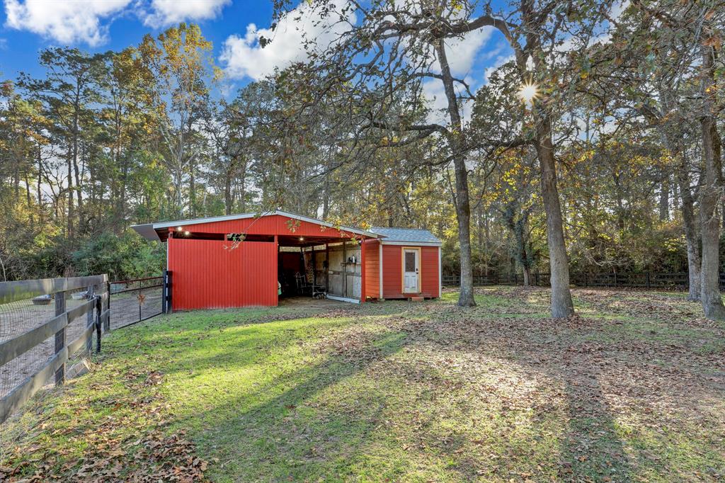 26203 1 Penguin Street, Magnolia, Texas 77355, 3 Bedrooms Bedrooms, 7 Rooms Rooms,2 BathroomsBathrooms,Single-family,For Sale,Penguin,39268000