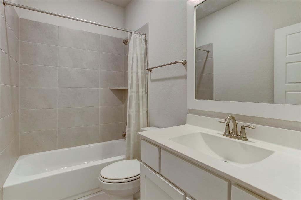 1307 2 Windy Thicket Lane, Katy, Texas 77494, 4 Bedrooms Bedrooms, 7 Rooms Rooms,4 BathroomsBathrooms,Single-family,For Sale,Windy Thicket,55986998
