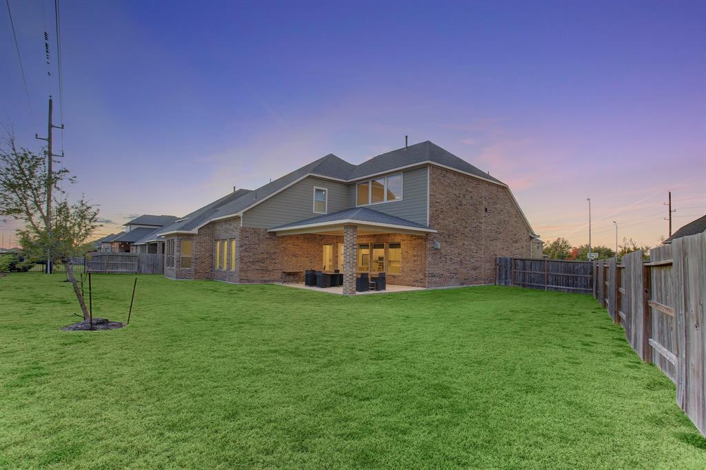 1307 2 Windy Thicket Lane, Katy, Texas 77494, 4 Bedrooms Bedrooms, 7 Rooms Rooms,4 BathroomsBathrooms,Single-family,For Sale,Windy Thicket,55986998