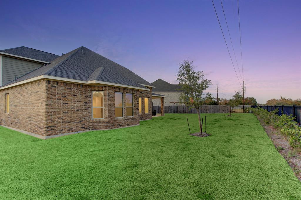 1307 2 Windy Thicket Lane, Katy, Texas 77494, 4 Bedrooms Bedrooms, 7 Rooms Rooms,4 BathroomsBathrooms,Single-family,For Sale,Windy Thicket,55986998