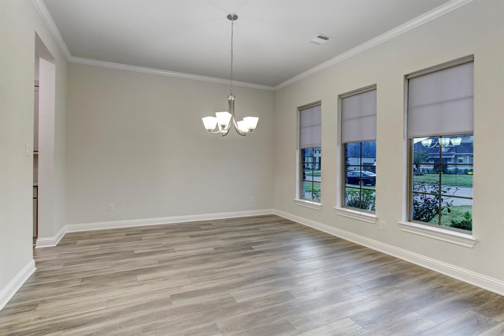 1307 2 Windy Thicket Lane, Katy, Texas 77494, 4 Bedrooms Bedrooms, 7 Rooms Rooms,4 BathroomsBathrooms,Single-family,For Sale,Windy Thicket,55986998