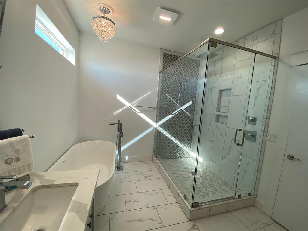 2798 2 Tradewind Lane, Crystal Beach, Texas 77650, 3 Bedrooms Bedrooms, 6 Rooms Rooms,2 BathroomsBathrooms,Single-family,For Sale,Tradewind,73835627