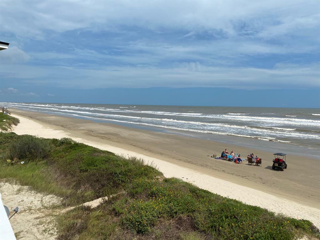 2798 2 Tradewind Lane, Crystal Beach, Texas 77650, 3 Bedrooms Bedrooms, 6 Rooms Rooms,2 BathroomsBathrooms,Single-family,For Sale,Tradewind,73835627