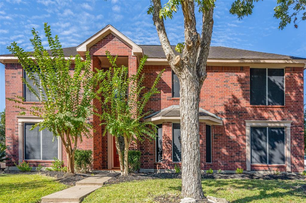 2604 2 Briarglen Drive, Pearland, Texas 77581, 4 Bedrooms Bedrooms, 4 Rooms Rooms,3 BathroomsBathrooms,Single-family,For Sale,Briarglen,19052202