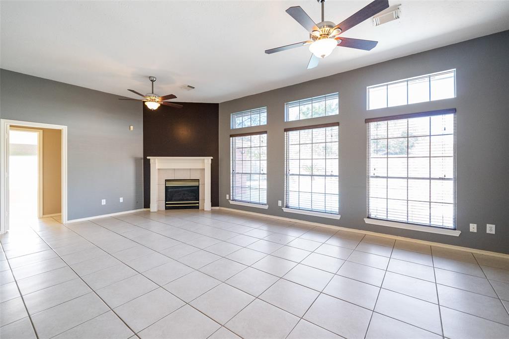 2604 2 Briarglen Drive, Pearland, Texas 77581, 4 Bedrooms Bedrooms, 4 Rooms Rooms,3 BathroomsBathrooms,Single-family,For Sale,Briarglen,19052202