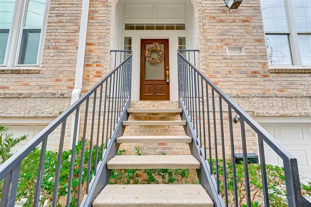1948 3 Welch Street, Houston, Texas 77019, 3 Bedrooms Bedrooms, 7 Rooms Rooms,3 BathroomsBathrooms,Townhouse/condo,For Sale,Welch,70771137