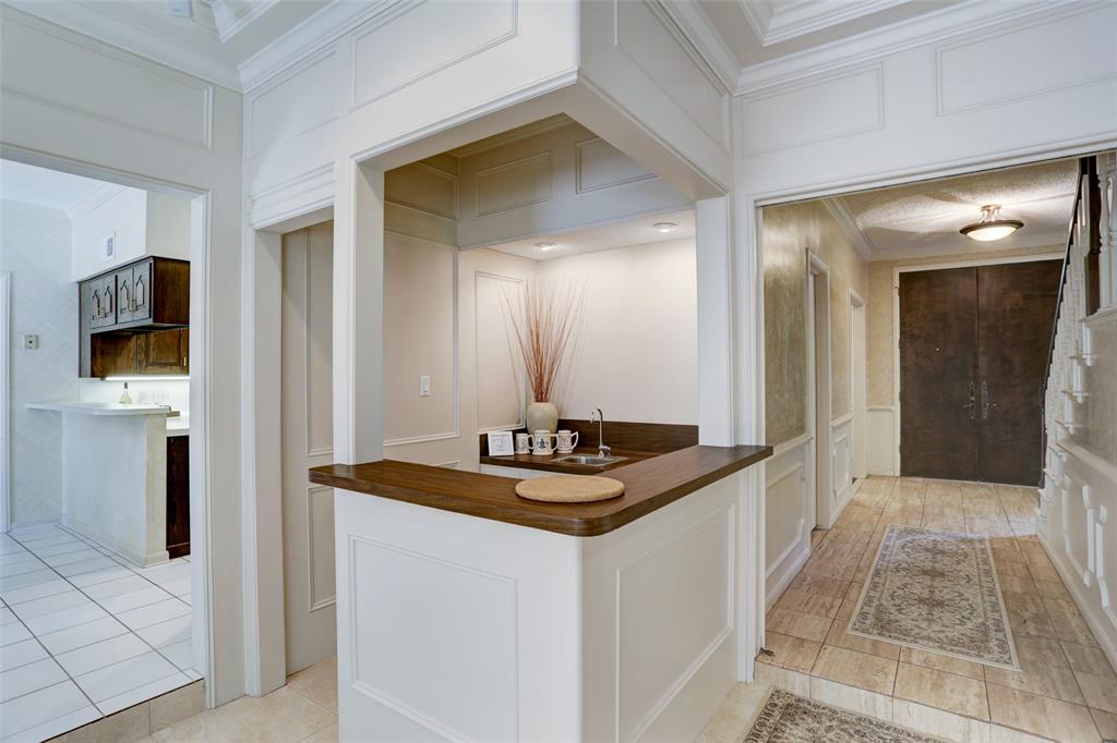 11747 2 Taylorcrest Road, Bunker Hill Village, Texas 77024, 5 Bedrooms Bedrooms, 14 Rooms Rooms,3 BathroomsBathrooms,Single-family,For Sale,Taylorcrest,69152921