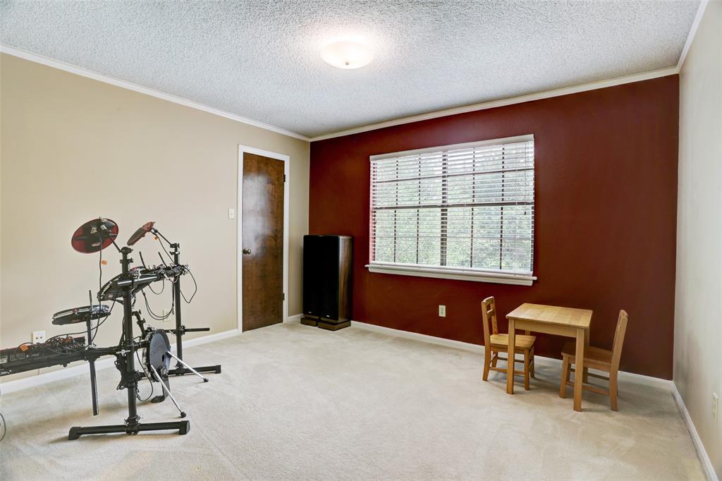 11747 2 Taylorcrest Road, Bunker Hill Village, Texas 77024, 5 Bedrooms Bedrooms, 14 Rooms Rooms,3 BathroomsBathrooms,Single-family,For Sale,Taylorcrest,69152921