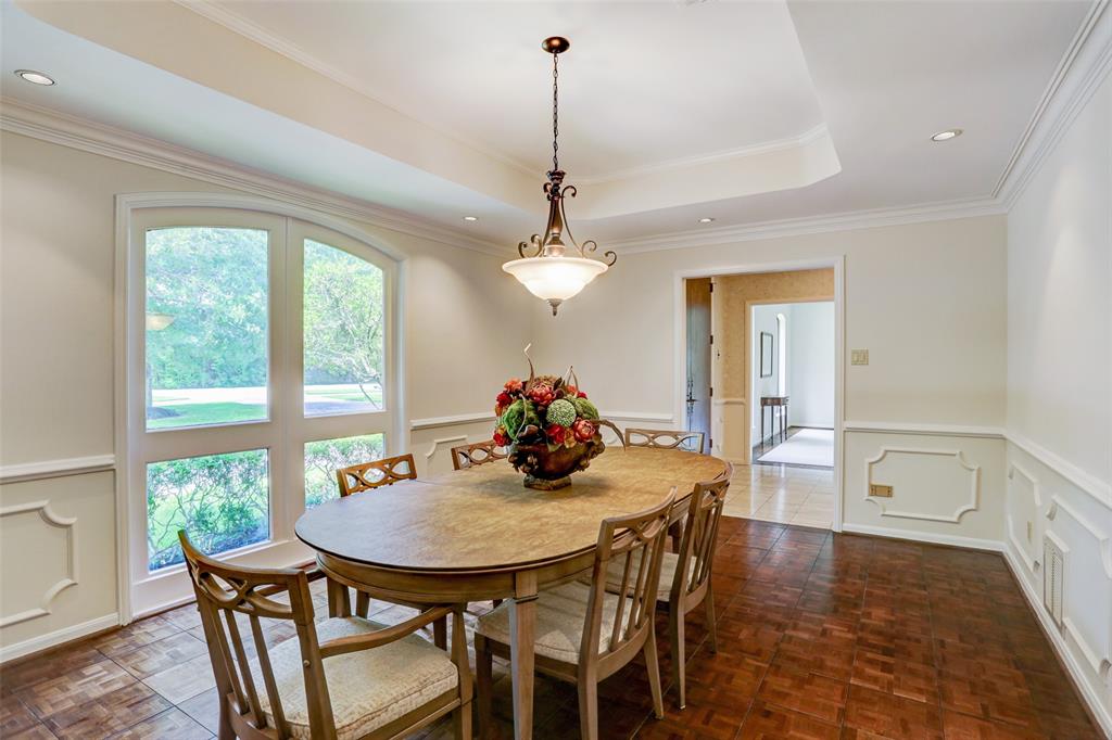 11747 2 Taylorcrest Road, Bunker Hill Village, Texas 77024, 5 Bedrooms Bedrooms, 14 Rooms Rooms,3 BathroomsBathrooms,Single-family,For Sale,Taylorcrest,69152921