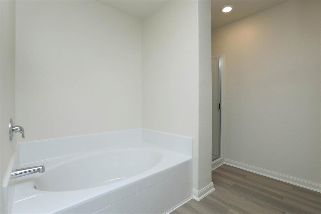21334 2 Rachel Manor Drive, Hockley, Texas 77447, 3 Bedrooms Bedrooms, 8 Rooms Rooms,2 BathroomsBathrooms,Single-family,For Sale,Rachel Manor,82366905