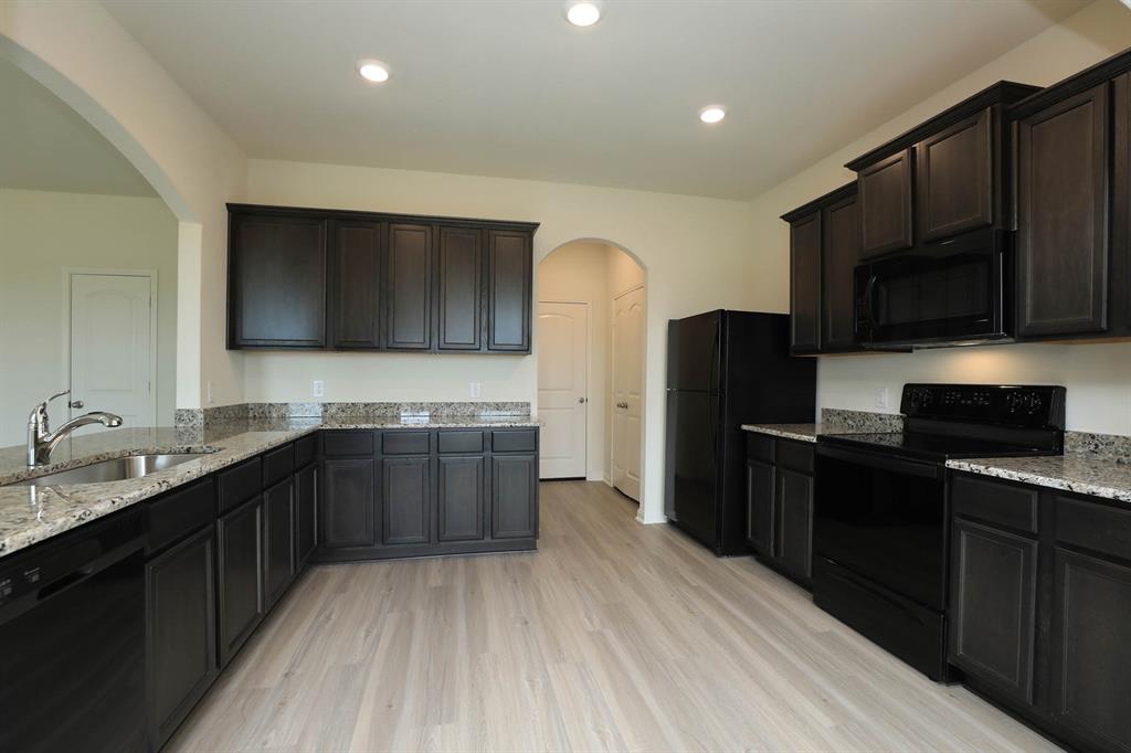 21334 2 Rachel Manor Drive, Hockley, Texas 77447, 3 Bedrooms Bedrooms, 8 Rooms Rooms,2 BathroomsBathrooms,Single-family,For Sale,Rachel Manor,82366905