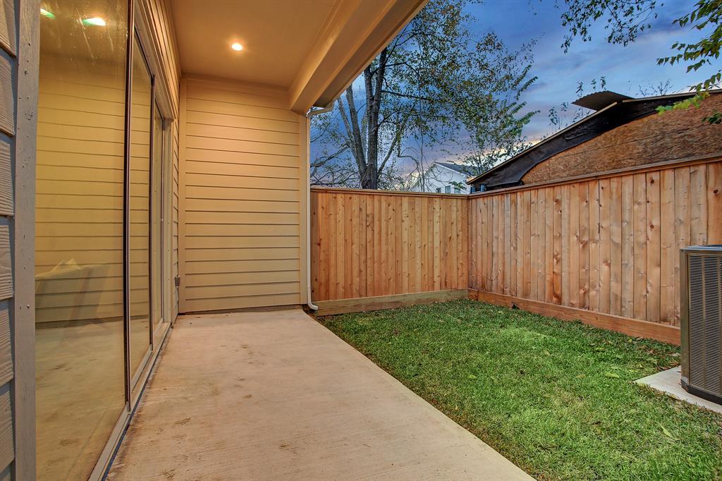 1620 2 Northwood Street, Houston, Texas 77009, 3 Bedrooms Bedrooms, 12 Rooms Rooms,3 BathroomsBathrooms,Single-family,For Sale,Northwood,21599184