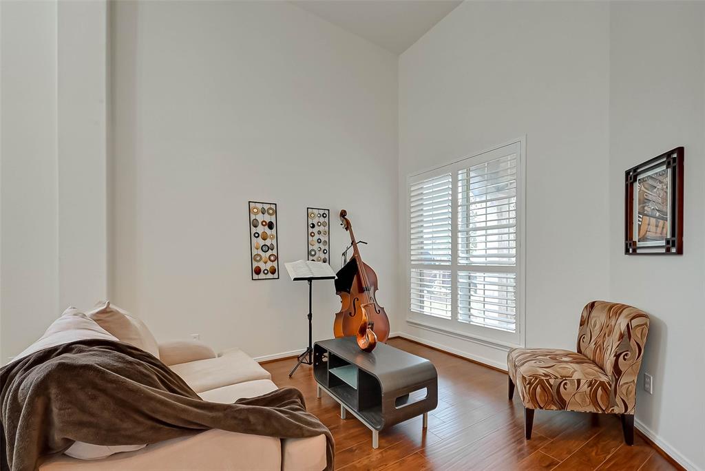 2107 2 Pearl Bay Court, Pearland, Texas 77584, 4 Bedrooms Bedrooms, 11 Rooms Rooms,3 BathroomsBathrooms,Single-family,For Sale,Pearl Bay,54498089