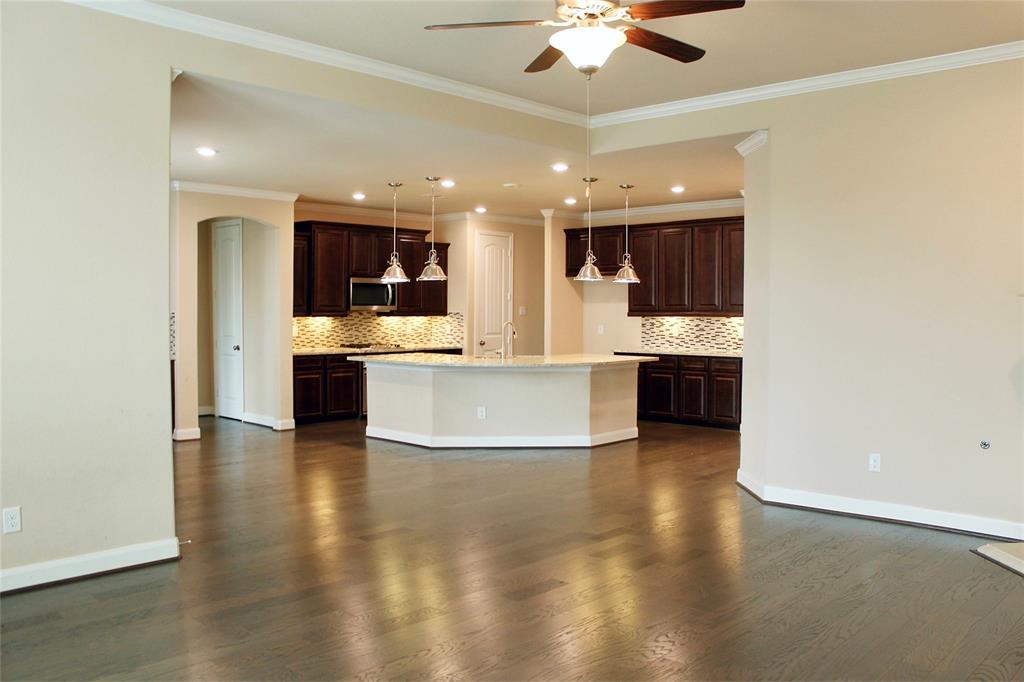 1921 2 Copper Knoll Court, Pearland, Texas 77089, 4 Bedrooms Bedrooms, 11 Rooms Rooms,3 BathroomsBathrooms,Single-family,For Sale,Copper Knoll,88946978