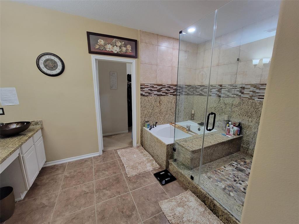 20427 2 Jasmine Leaf Trail, Humble, Texas 77338, 5 Bedrooms Bedrooms, 17 Rooms Rooms,3 BathroomsBathrooms,Single-family,For Sale,Jasmine Leaf,71844242
