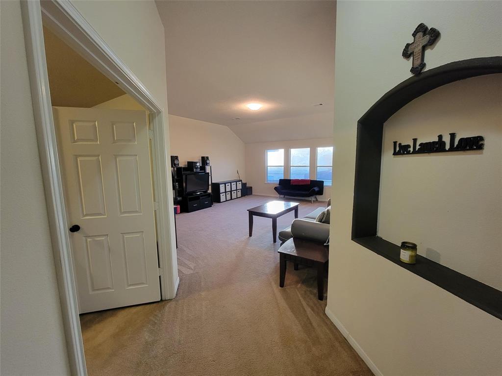 20427 2 Jasmine Leaf Trail, Humble, Texas 77338, 5 Bedrooms Bedrooms, 17 Rooms Rooms,3 BathroomsBathrooms,Single-family,For Sale,Jasmine Leaf,71844242