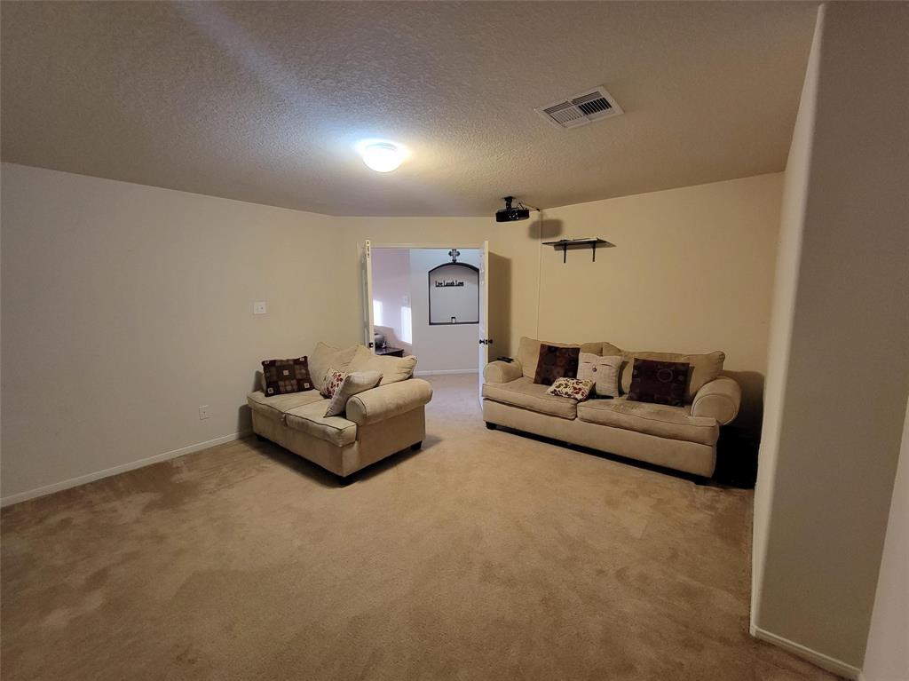 20427 2 Jasmine Leaf Trail, Humble, Texas 77338, 5 Bedrooms Bedrooms, 17 Rooms Rooms,3 BathroomsBathrooms,Single-family,For Sale,Jasmine Leaf,71844242