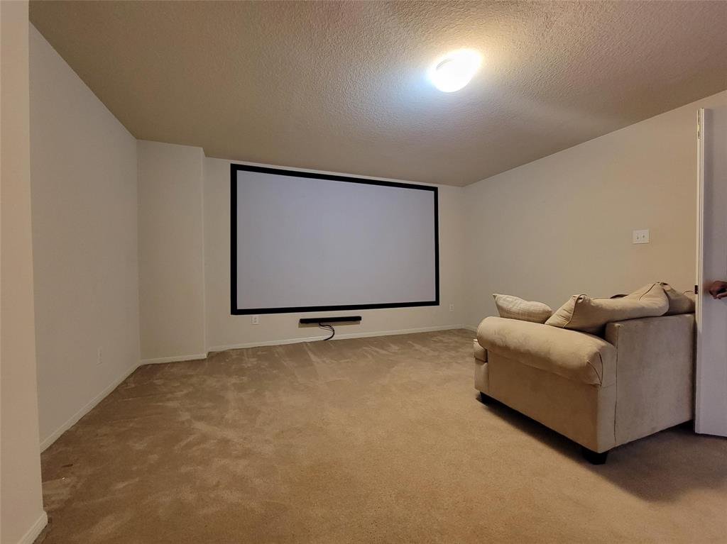 20427 2 Jasmine Leaf Trail, Humble, Texas 77338, 5 Bedrooms Bedrooms, 17 Rooms Rooms,3 BathroomsBathrooms,Single-family,For Sale,Jasmine Leaf,71844242