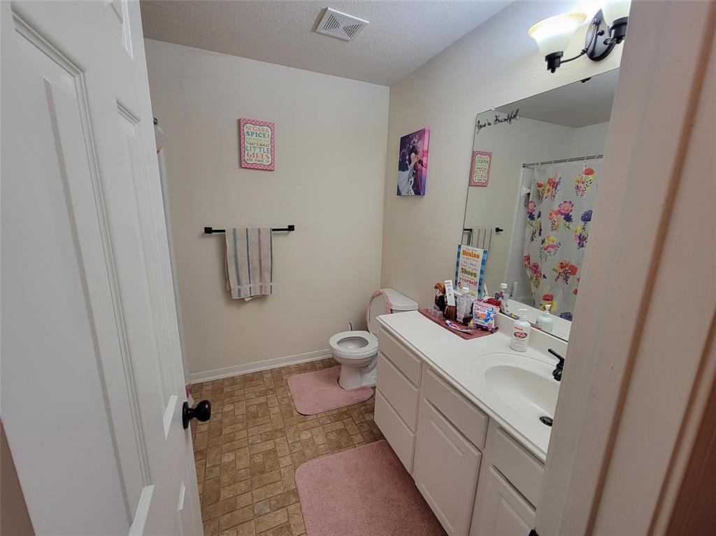 20427 2 Jasmine Leaf Trail, Humble, Texas 77338, 5 Bedrooms Bedrooms, 17 Rooms Rooms,3 BathroomsBathrooms,Single-family,For Sale,Jasmine Leaf,71844242