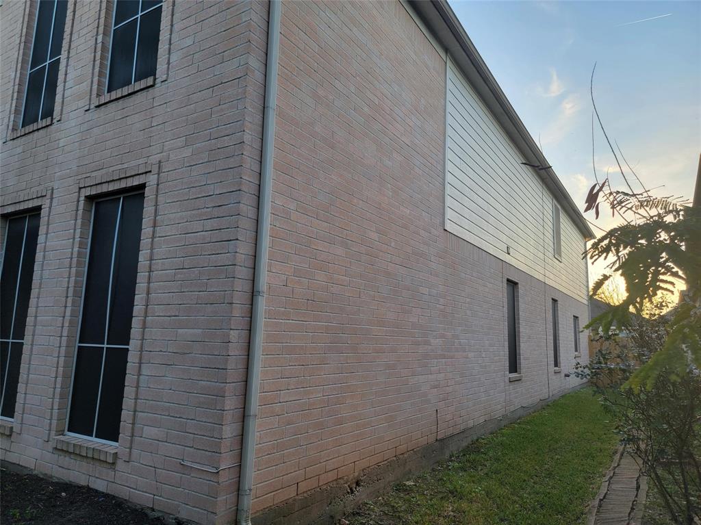 20427 2 Jasmine Leaf Trail, Humble, Texas 77338, 5 Bedrooms Bedrooms, 17 Rooms Rooms,3 BathroomsBathrooms,Single-family,For Sale,Jasmine Leaf,71844242