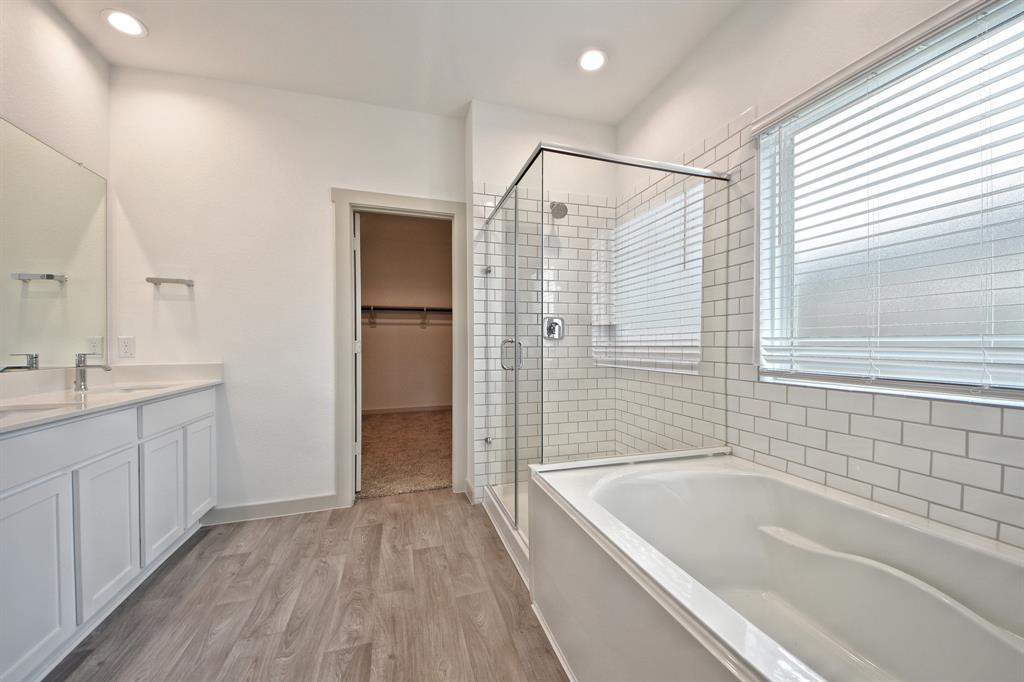 8223 2 Buck Lane, Rosharon, Texas 77583, 4 Bedrooms Bedrooms, 13 Rooms Rooms,3 BathroomsBathrooms,Single-family,For Sale,Buck,63837442