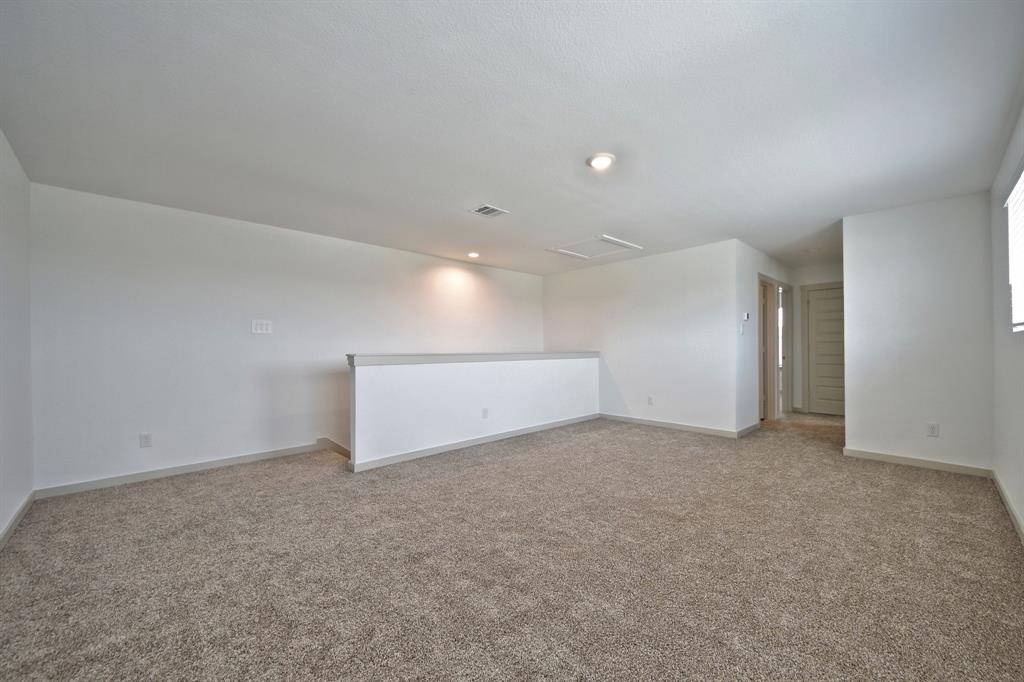 8223 2 Buck Lane, Rosharon, Texas 77583, 4 Bedrooms Bedrooms, 13 Rooms Rooms,3 BathroomsBathrooms,Single-family,For Sale,Buck,63837442