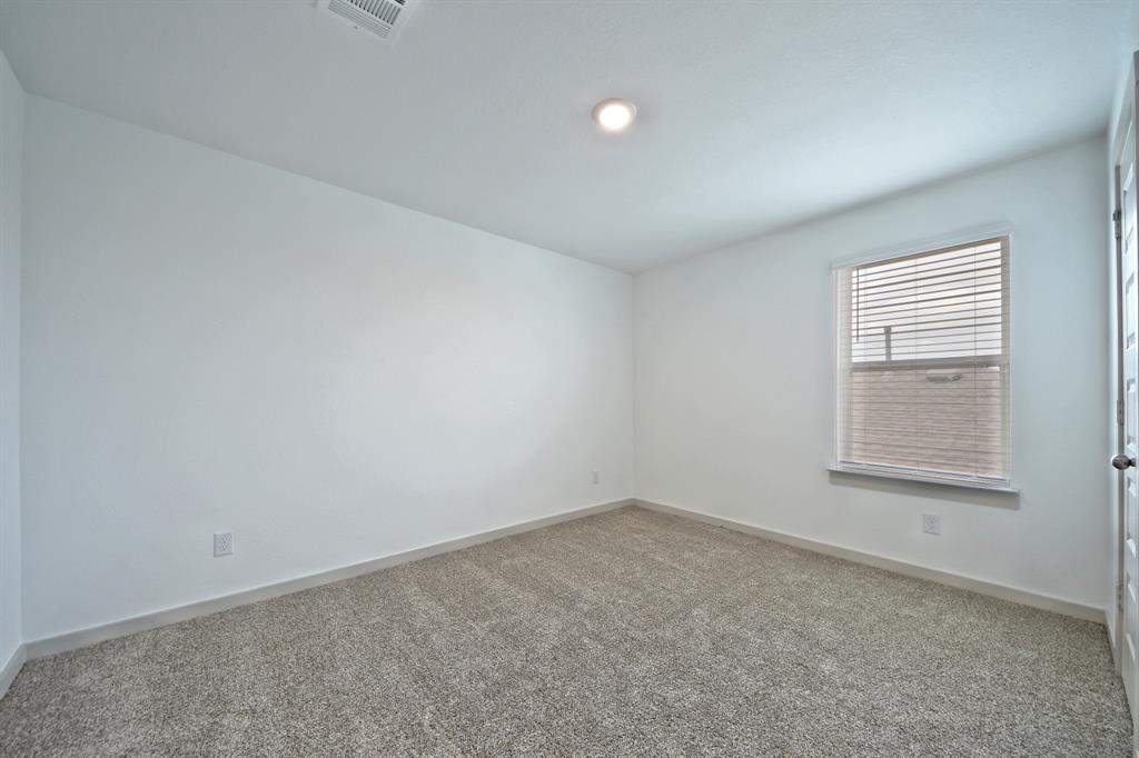 8223 2 Buck Lane, Rosharon, Texas 77583, 4 Bedrooms Bedrooms, 13 Rooms Rooms,3 BathroomsBathrooms,Single-family,For Sale,Buck,63837442