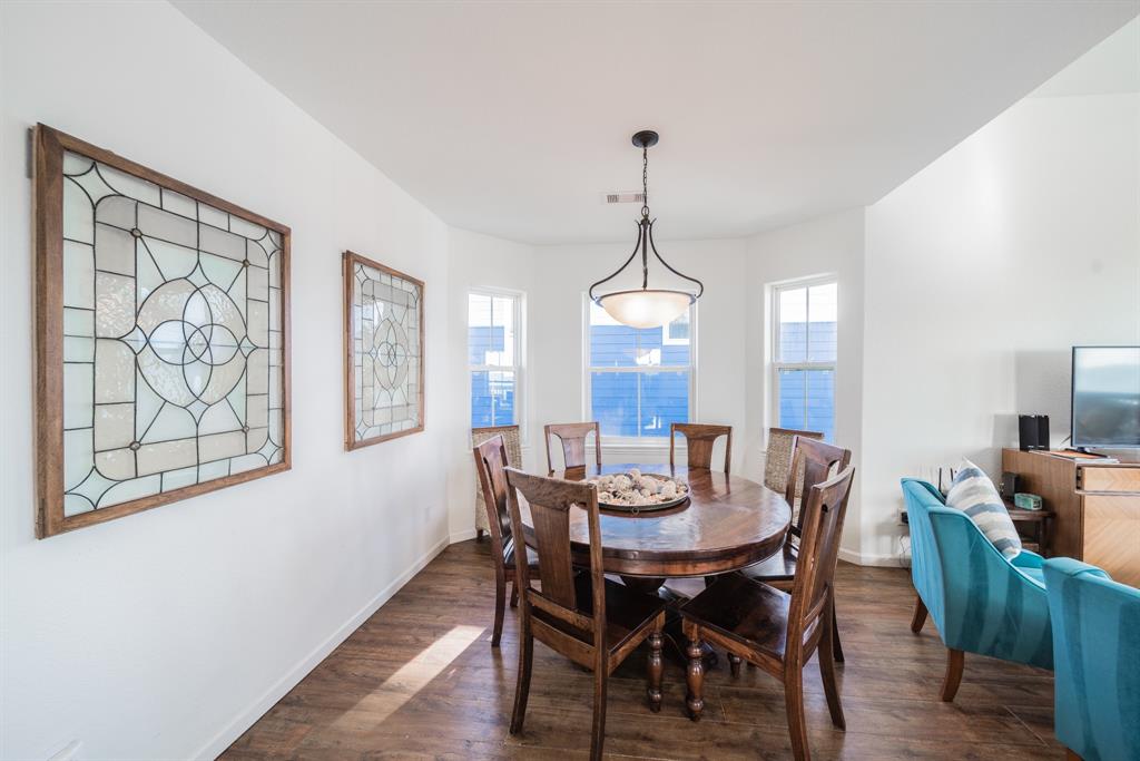 11207 2 Bernice Drive, Galveston, Texas 77554, 5 Bedrooms Bedrooms, 8 Rooms Rooms,3 BathroomsBathrooms,Single-family,For Sale,Bernice,56990668