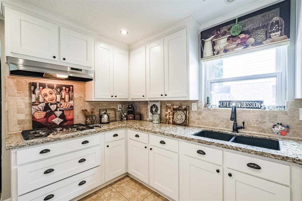 11715 2 Glenway Drive, Houston, Texas 77070, 4 Bedrooms Bedrooms, 4 Rooms Rooms,2 BathroomsBathrooms,Single-family,For Sale,Glenway,84213392