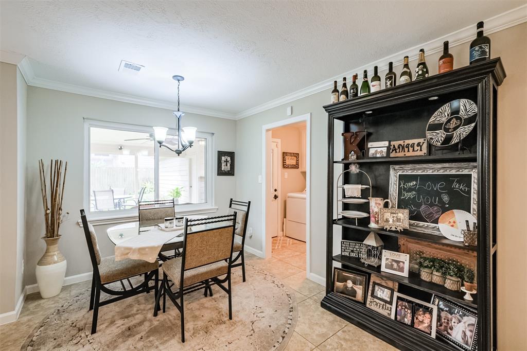 11715 2 Glenway Drive, Houston, Texas 77070, 4 Bedrooms Bedrooms, 4 Rooms Rooms,2 BathroomsBathrooms,Single-family,For Sale,Glenway,84213392
