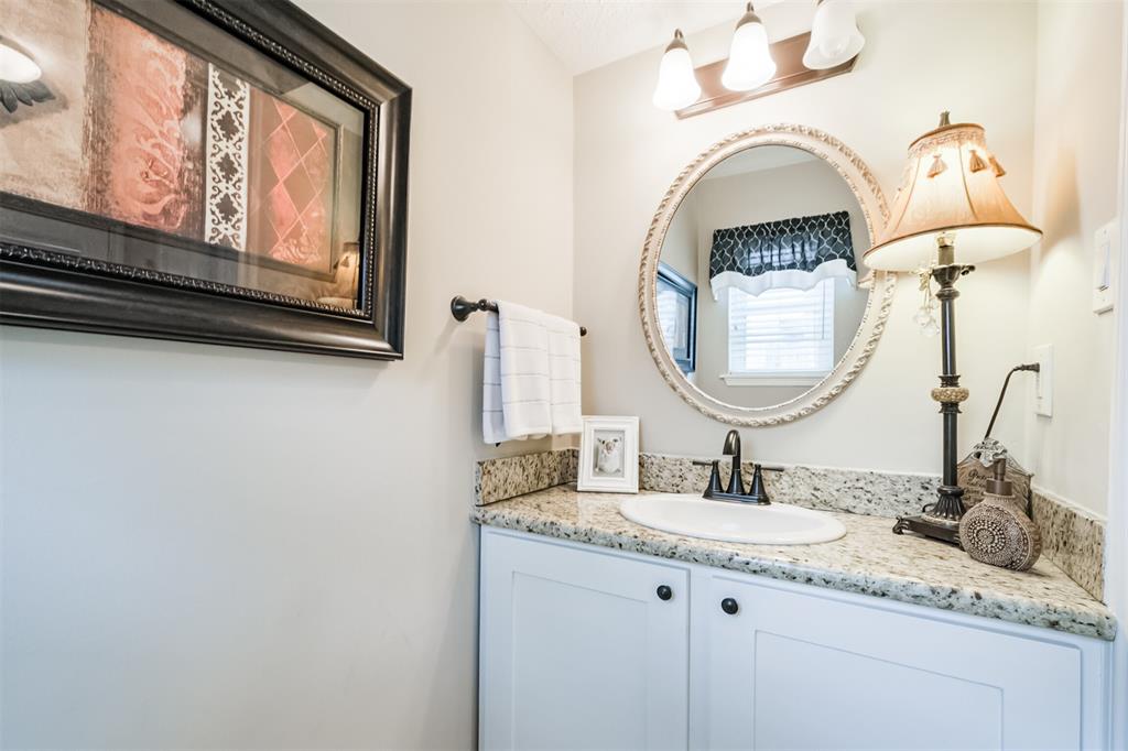 11715 2 Glenway Drive, Houston, Texas 77070, 4 Bedrooms Bedrooms, 4 Rooms Rooms,2 BathroomsBathrooms,Single-family,For Sale,Glenway,84213392