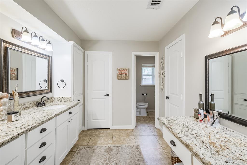 11715 2 Glenway Drive, Houston, Texas 77070, 4 Bedrooms Bedrooms, 4 Rooms Rooms,2 BathroomsBathrooms,Single-family,For Sale,Glenway,84213392