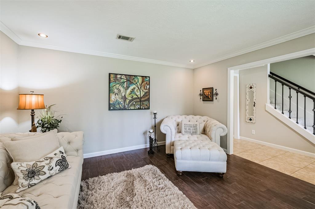 11715 2 Glenway Drive, Houston, Texas 77070, 4 Bedrooms Bedrooms, 4 Rooms Rooms,2 BathroomsBathrooms,Single-family,For Sale,Glenway,84213392