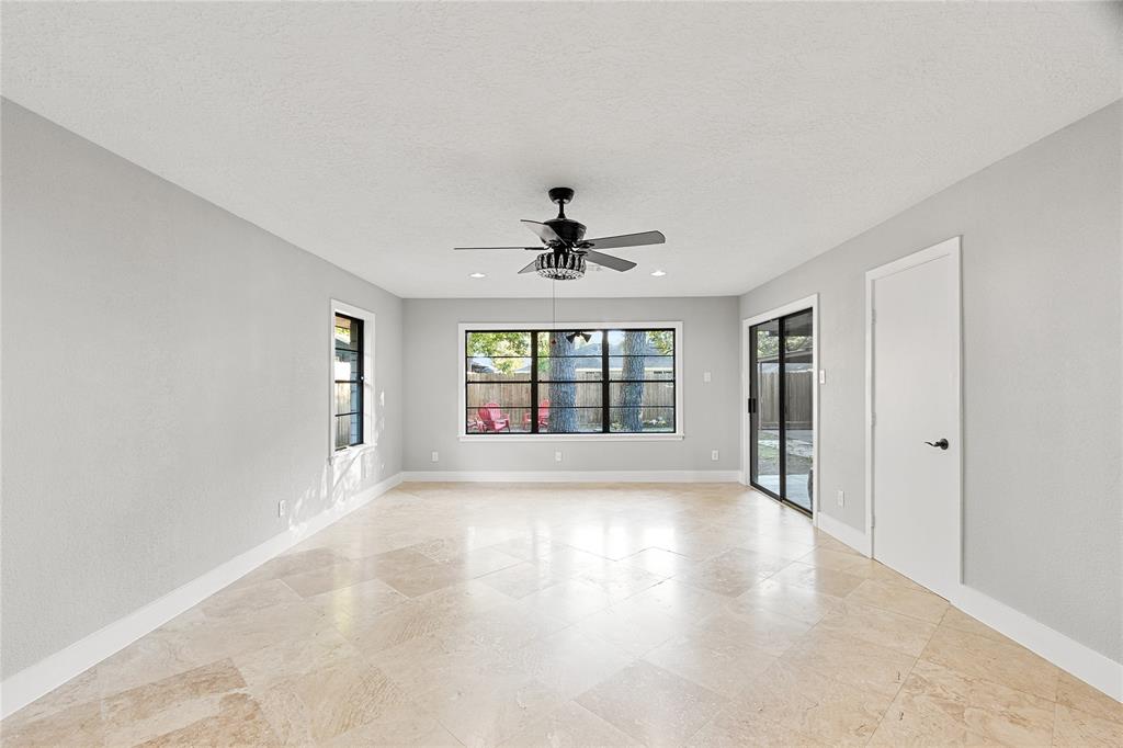 6423 1 Pineshade Lane, Houston, Texas 77008, 3 Bedrooms Bedrooms, 6 Rooms Rooms,2 BathroomsBathrooms,Single-family,For Sale,Pineshade,86186305