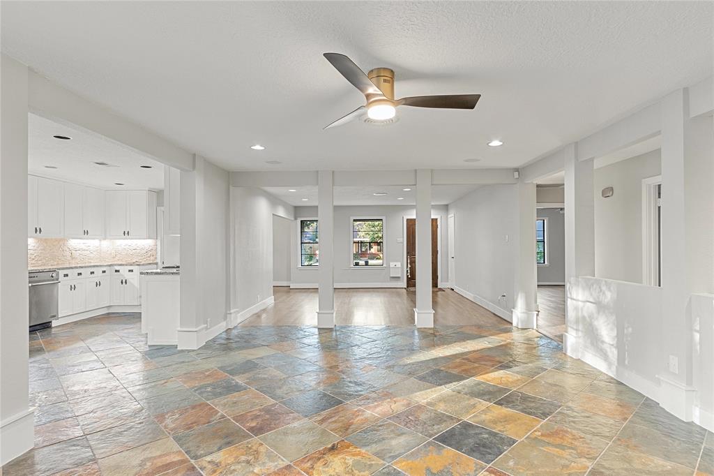 6423 1 Pineshade Lane, Houston, Texas 77008, 3 Bedrooms Bedrooms, 6 Rooms Rooms,2 BathroomsBathrooms,Single-family,For Sale,Pineshade,86186305
