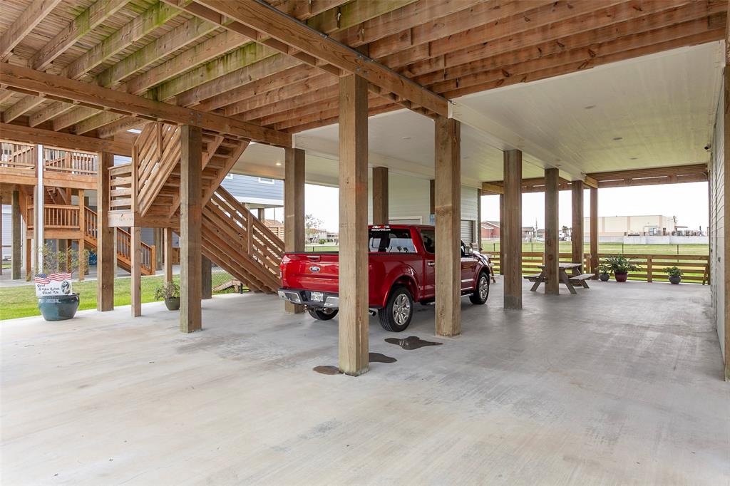 1985 1 Calypso, Crystal Beach, Texas 77650, 3 Bedrooms Bedrooms, 6 Rooms Rooms,3 BathroomsBathrooms,Single-family,For Sale,Calypso,64582187