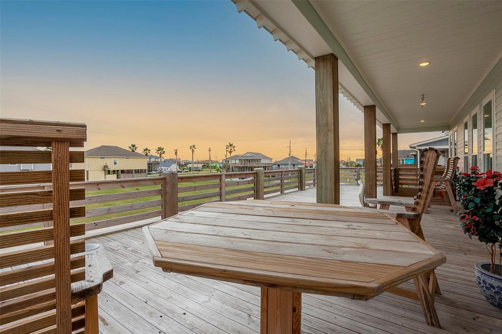 1985 1 Calypso, Crystal Beach, Texas 77650, 3 Bedrooms Bedrooms, 6 Rooms Rooms,3 BathroomsBathrooms,Single-family,For Sale,Calypso,64582187