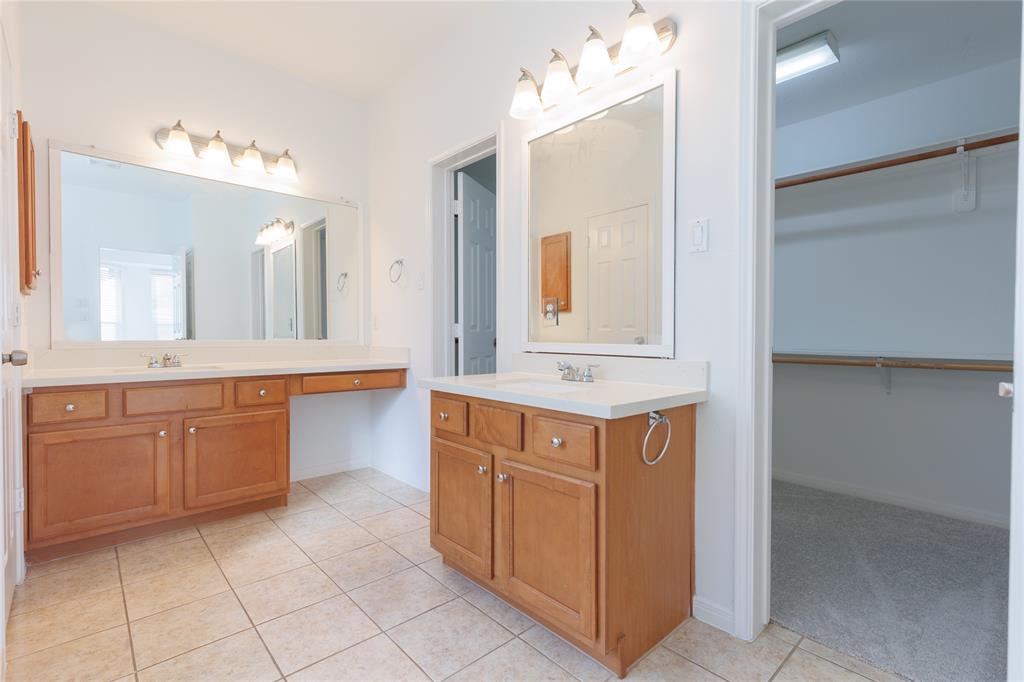 11406 2 Easton Springs Drive, Pearland, Texas 77584, 4 Bedrooms Bedrooms, 8 Rooms Rooms,3 BathroomsBathrooms,Single-family,For Sale,Easton Springs,57056318