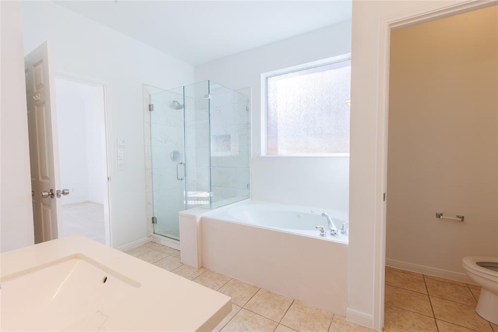 11406 2 Easton Springs Drive, Pearland, Texas 77584, 4 Bedrooms Bedrooms, 8 Rooms Rooms,3 BathroomsBathrooms,Single-family,For Sale,Easton Springs,57056318