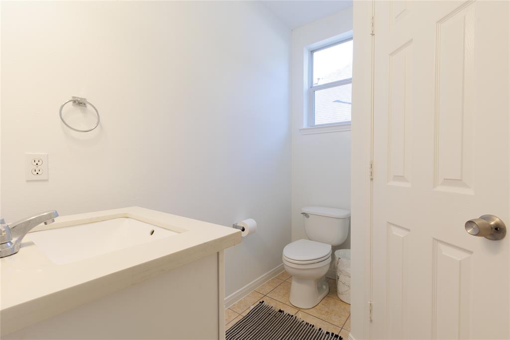 11406 2 Easton Springs Drive, Pearland, Texas 77584, 4 Bedrooms Bedrooms, 8 Rooms Rooms,3 BathroomsBathrooms,Single-family,For Sale,Easton Springs,57056318