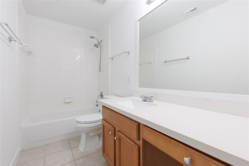 11406 2 Easton Springs Drive, Pearland, Texas 77584, 4 Bedrooms Bedrooms, 8 Rooms Rooms,3 BathroomsBathrooms,Single-family,For Sale,Easton Springs,57056318