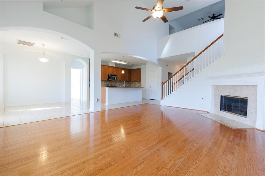 11406 2 Easton Springs Drive, Pearland, Texas 77584, 4 Bedrooms Bedrooms, 8 Rooms Rooms,3 BathroomsBathrooms,Single-family,For Sale,Easton Springs,57056318