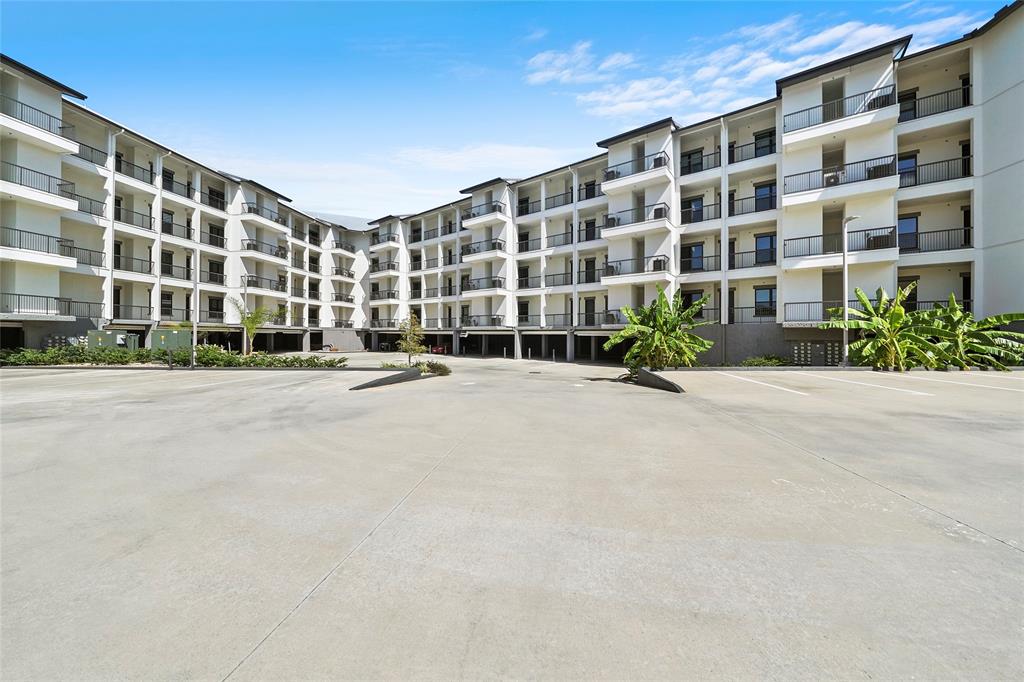 199 1 Waterpoint Court, Montgomery, Texas 77356, 2 Bedrooms Bedrooms, 3 Rooms Rooms,2 BathroomsBathrooms,Townhouse/condo,For Sale,Waterpoint Court,72332355