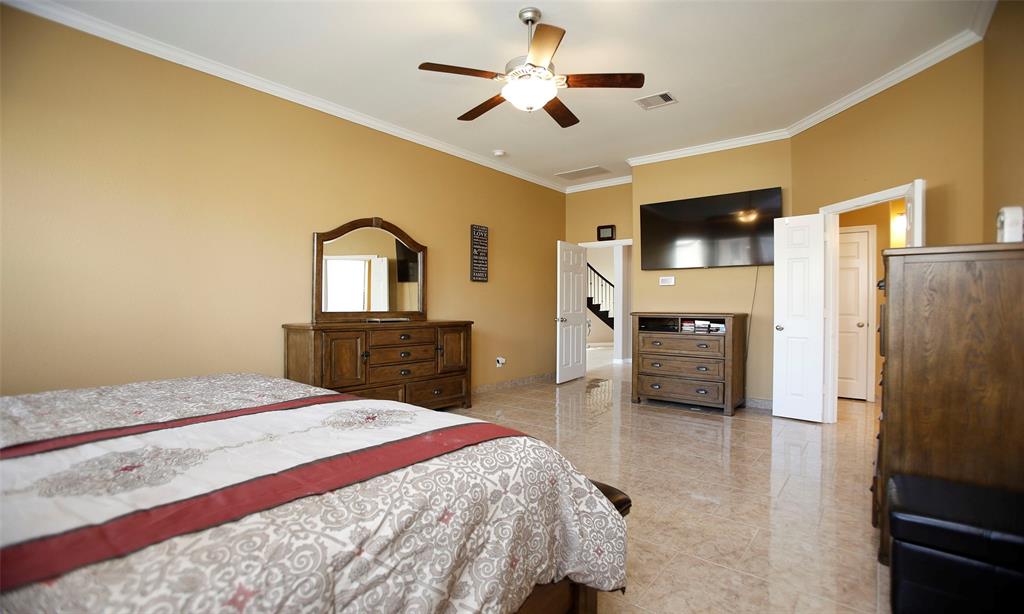 19814 2 Maverick Creek Lane, Cypress, Texas 77433, 5 Bedrooms Bedrooms, 13 Rooms Rooms,4 BathroomsBathrooms,Single-family,For Sale,Maverick Creek,56617205