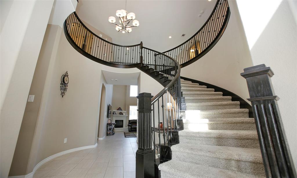 19814 2 Maverick Creek Lane, Cypress, Texas 77433, 5 Bedrooms Bedrooms, 13 Rooms Rooms,4 BathroomsBathrooms,Single-family,For Sale,Maverick Creek,56617205