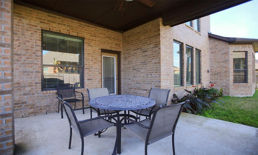 19814 2 Maverick Creek Lane, Cypress, Texas 77433, 5 Bedrooms Bedrooms, 13 Rooms Rooms,4 BathroomsBathrooms,Single-family,For Sale,Maverick Creek,56617205