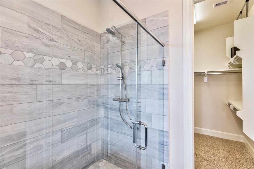 9530 3 London Bridge Station, Houston, Texas 77045, 3 Bedrooms Bedrooms, 3 Rooms Rooms,3 BathroomsBathrooms,Single-family,For Sale,London Bridge,71754501