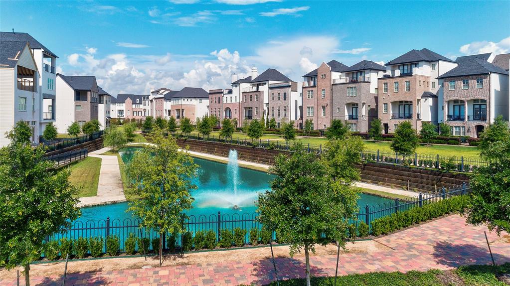 9530 3 London Bridge Station, Houston, Texas 77045, 3 Bedrooms Bedrooms, 3 Rooms Rooms,3 BathroomsBathrooms,Single-family,For Sale,London Bridge,71754501