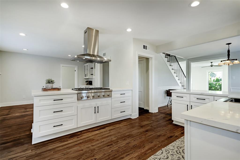 3218 Randall Street